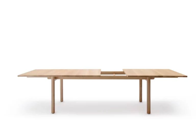 Basic Extendable Table - Straight - Nikari Tables + Desks - Natural Oiled Oak - HORNE