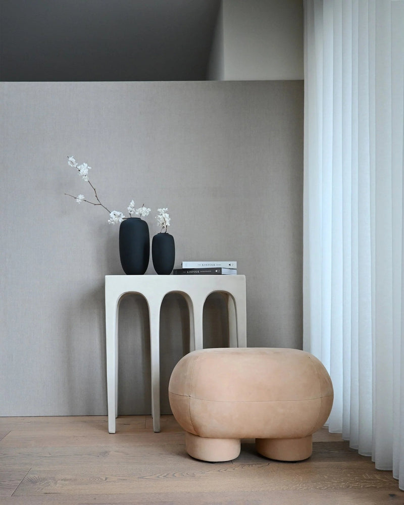 Big Foot Bench - 101 Copenhagen Stools + Benches + Ottomans - Nubuck - Petit - HORNE