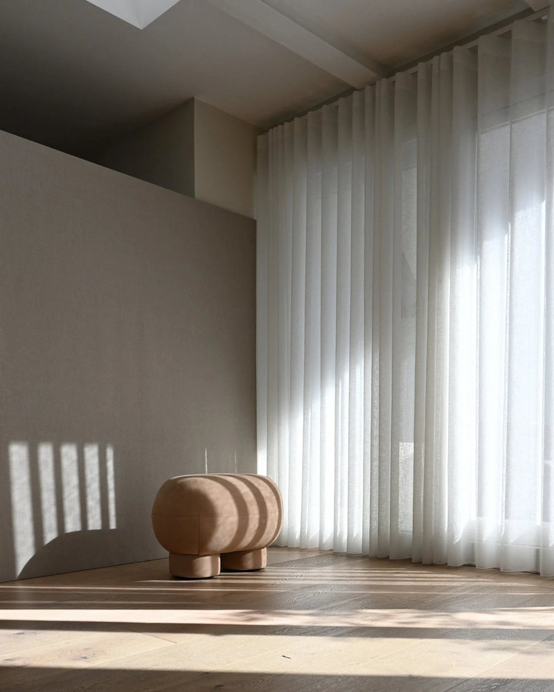 Big Foot Bench - 101 Copenhagen Stools + Benches + Ottomans - Nubuck - Petit - HORNE