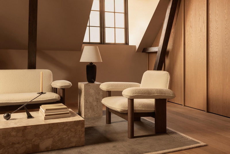 Brasilia Lounge Chair - Low Back - Textile - Audo Copenhagen Chairs - Natural Oak - Audo Bouclé 02 - HORNE