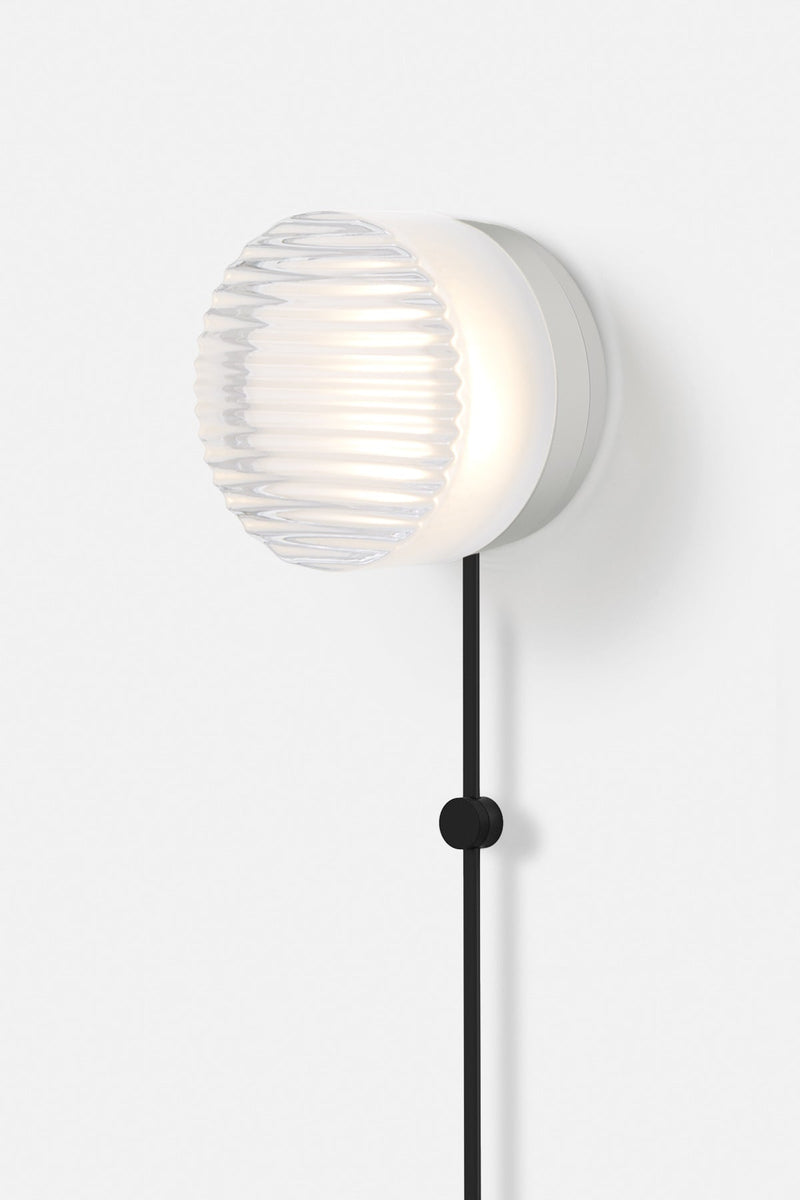 Crisp Corded - RBW Lighting - Copper Exterior - 2700K (warm white) - Corded Plug - in (Back) / 120V Input - HORNE