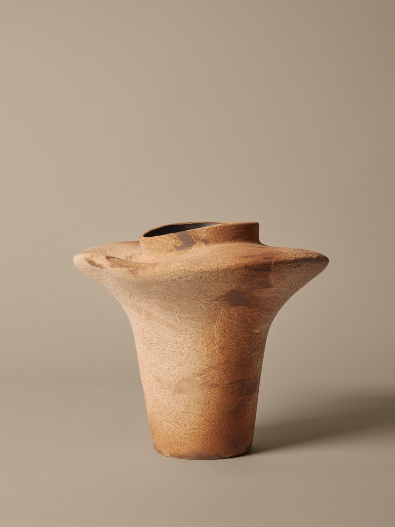 Evio Vase - H35 - Ferm Living Vases - Burnt Umber - HORNE