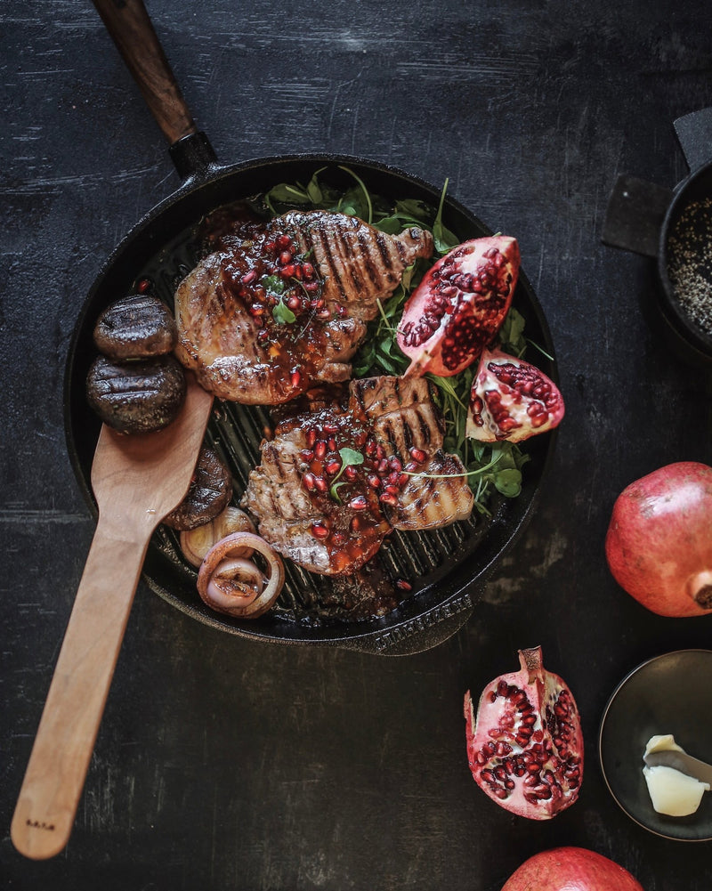 Grill Pan with Walnut Handle - 11