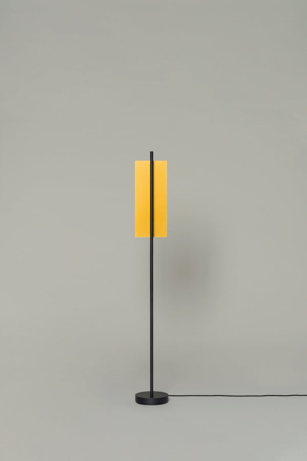 Lámina Dorada 45 Floor Lamp - Santa & Cole - Floor Lamps - HORNE