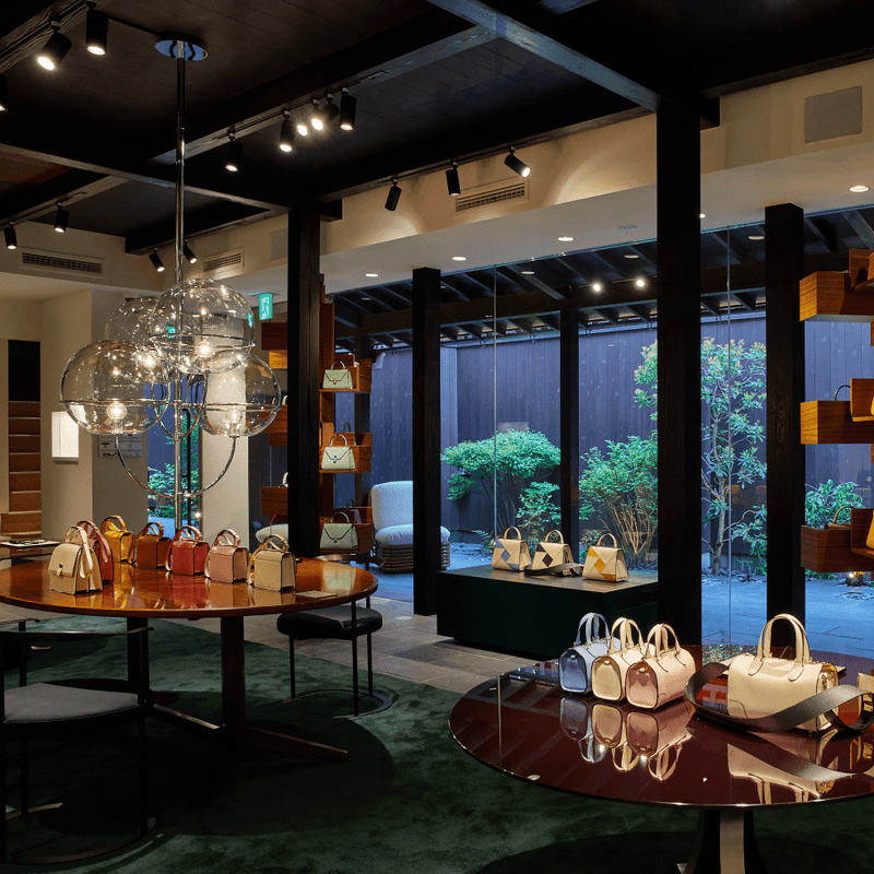 Lyndon Pendant - Oluce - Pendants - Chrome - HORNE