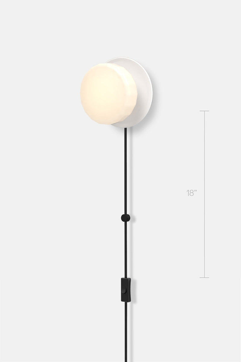 Pastille 1 Disc Corded - Faceted - RBW Lighting - Matte White - 2700K (warm white) - Corded Plug - in (Back) / 120V Input - HORNE