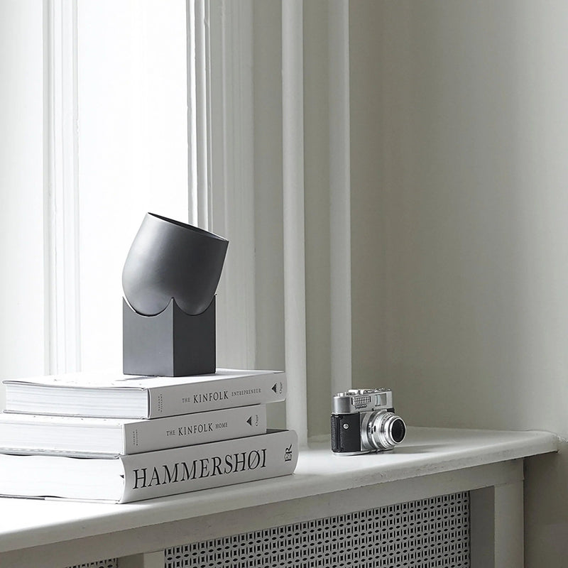 Pivot Table Lamp - 101 Copenhagen Table + Task - HORNE