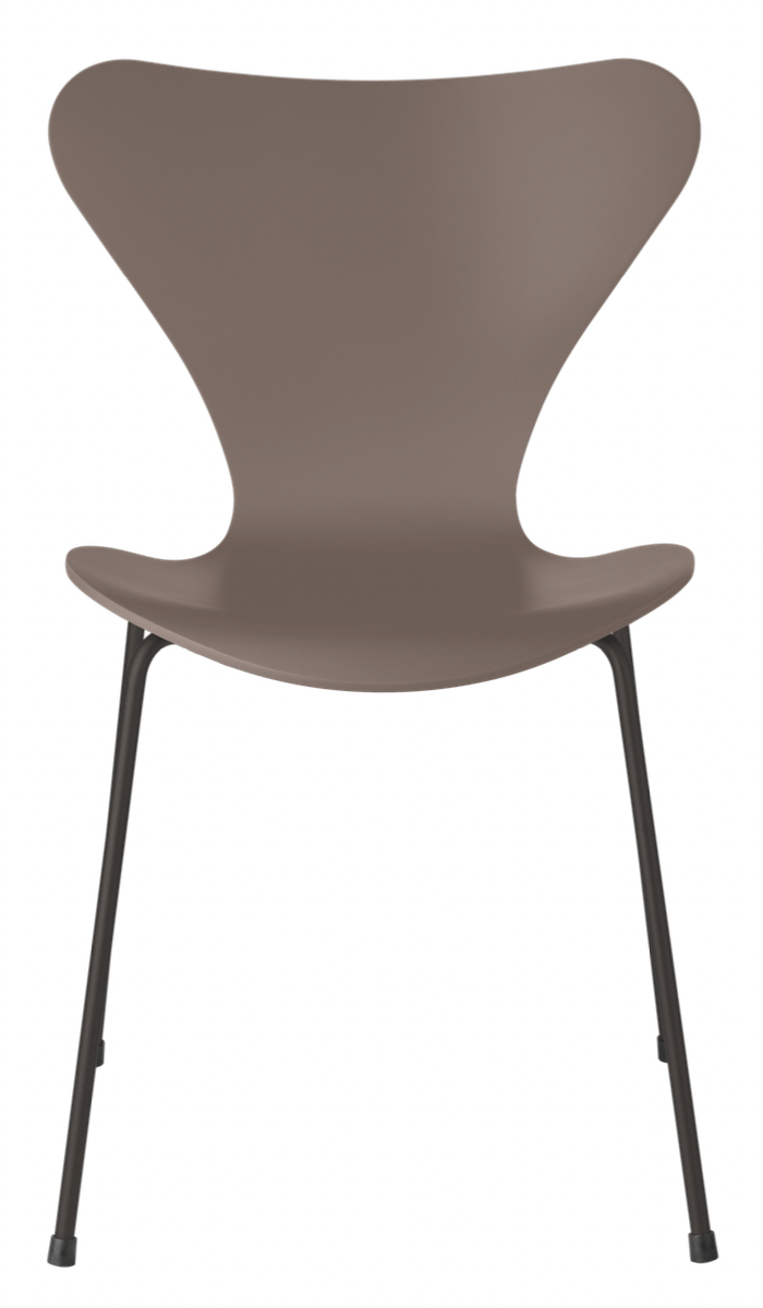 Series 7 Chair - Lacquered - Fritz Hansen - Chairs - Black - Chromed Steel - HORNE