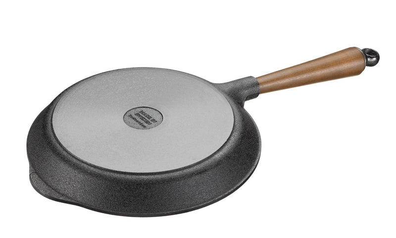 Skillet with Walnut Handle - 9.5