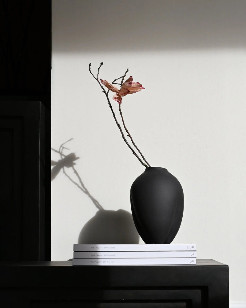 Sumo Vase - Slim - 101 Copenhagen Vases - Coffee - Medio - HORNE