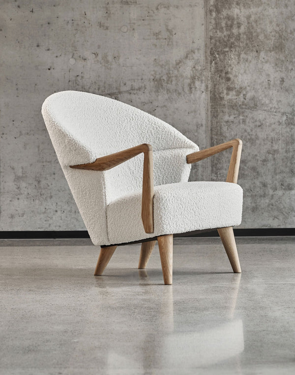 UnFluffy Lounge Chair - Eikund - Chairs - Oiled Oak - Elle - White - HORNE