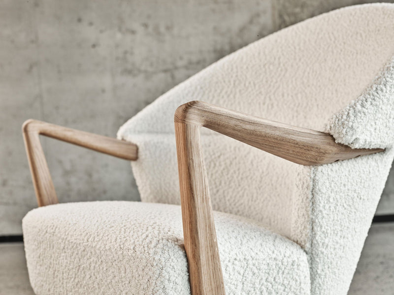 UnFluffy Lounge Chair - Eikund - Chairs - Oiled Oak - Elle - White - HORNE