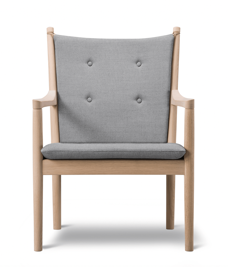 1788 Easy Chair - Soap Treated Oak - Fredericia - Chairs - Rime 641 - HORNE