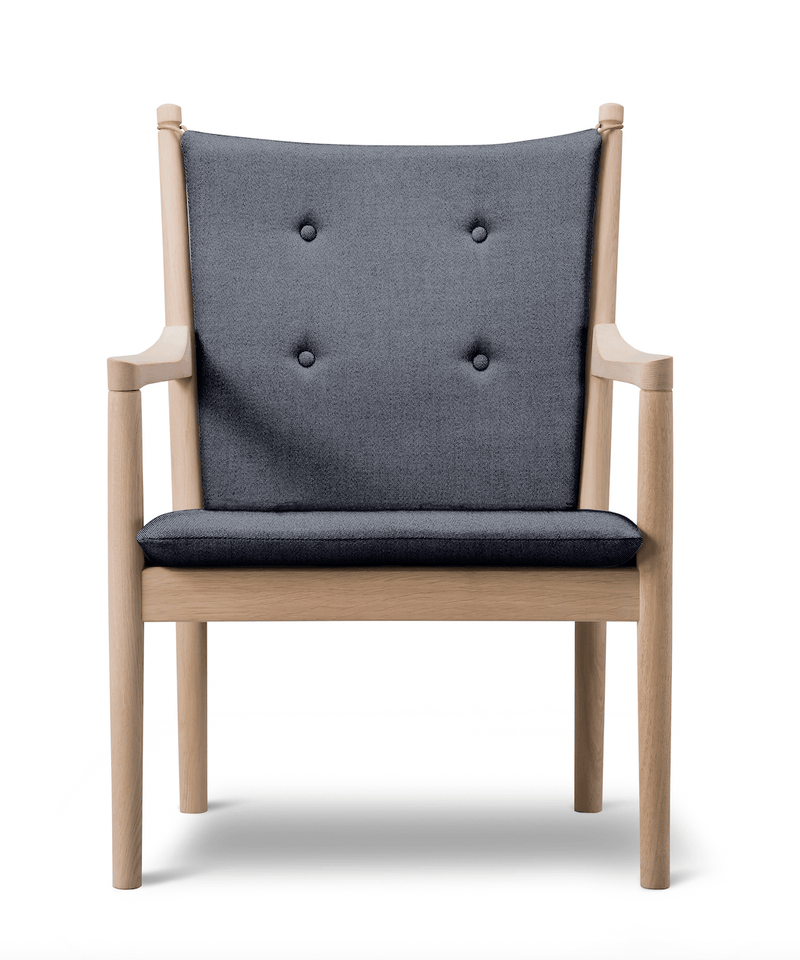 1788 Easy Chair - Soap Treated Oak - Fredericia - Chairs - Rime 641 - HORNE