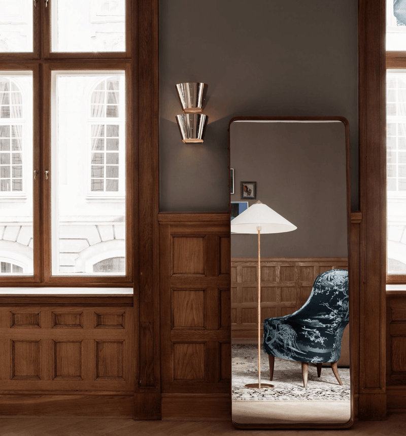 9464 Wall Lamp - Gubi - Wall Sconces - HORNE