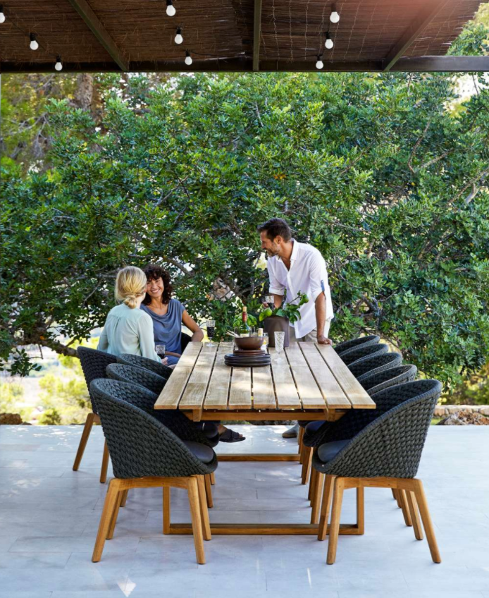 Endless Dining Table - Rectangular - Cane Line - Outdoor Furniture - Large - HORNE