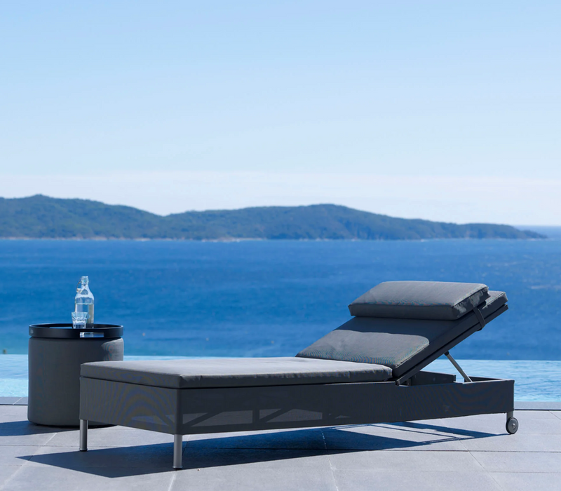 Rest Sunbed - Single - Cane Line - Outdoor Furniture - Natural Frame w/ Taupe Natté Cushion - HORNE