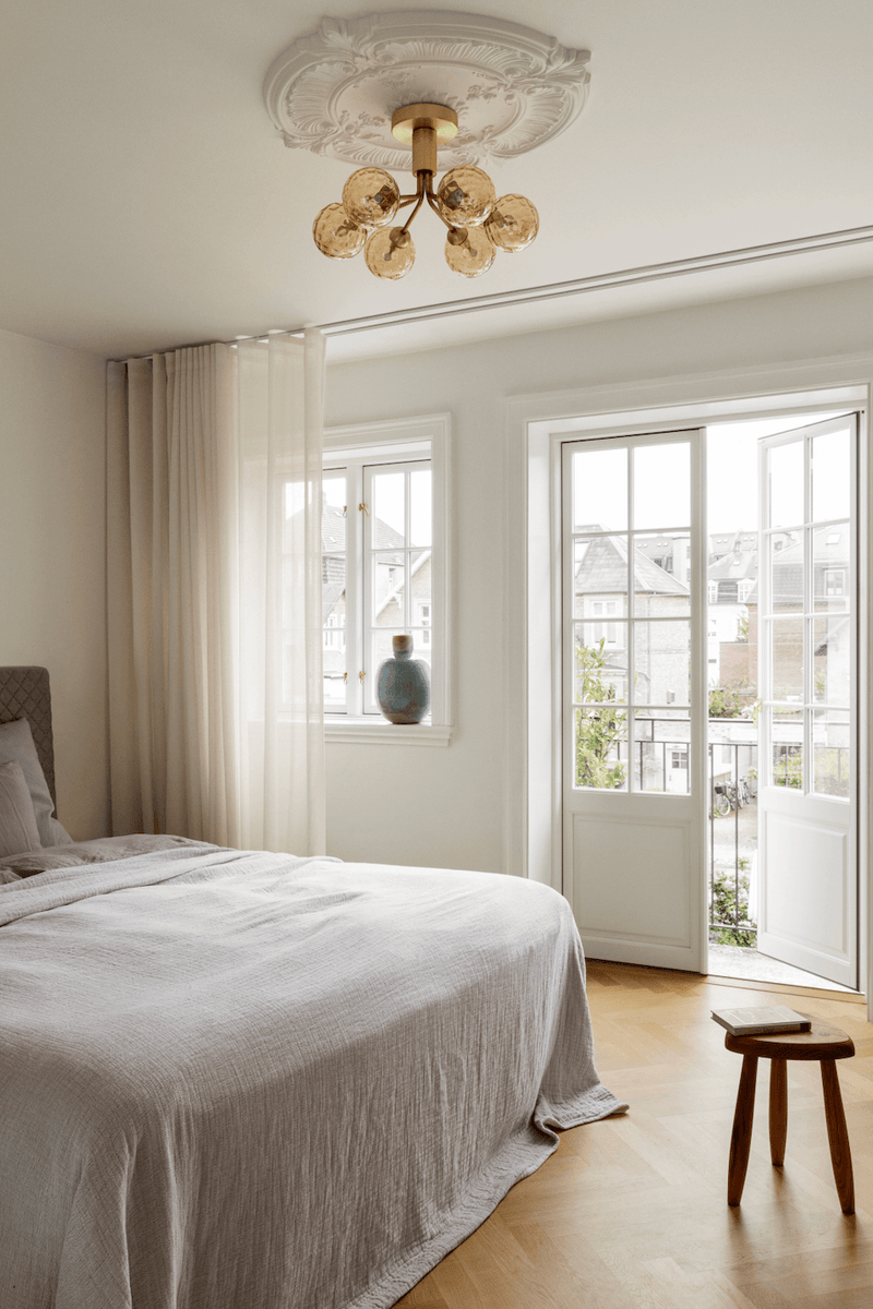 Apiales 6 Ceiling Light - Nuura - Ceiling Lights - Satin Black/Opal - HORNE