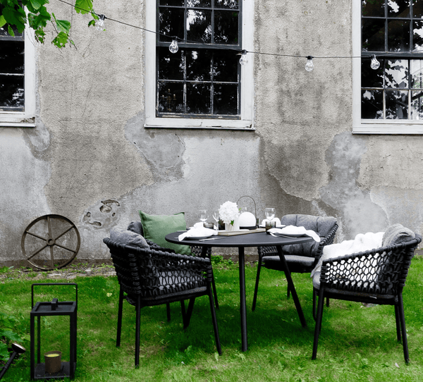 Area Table - Cane Line - Outdoor Furniture - White - HORNE