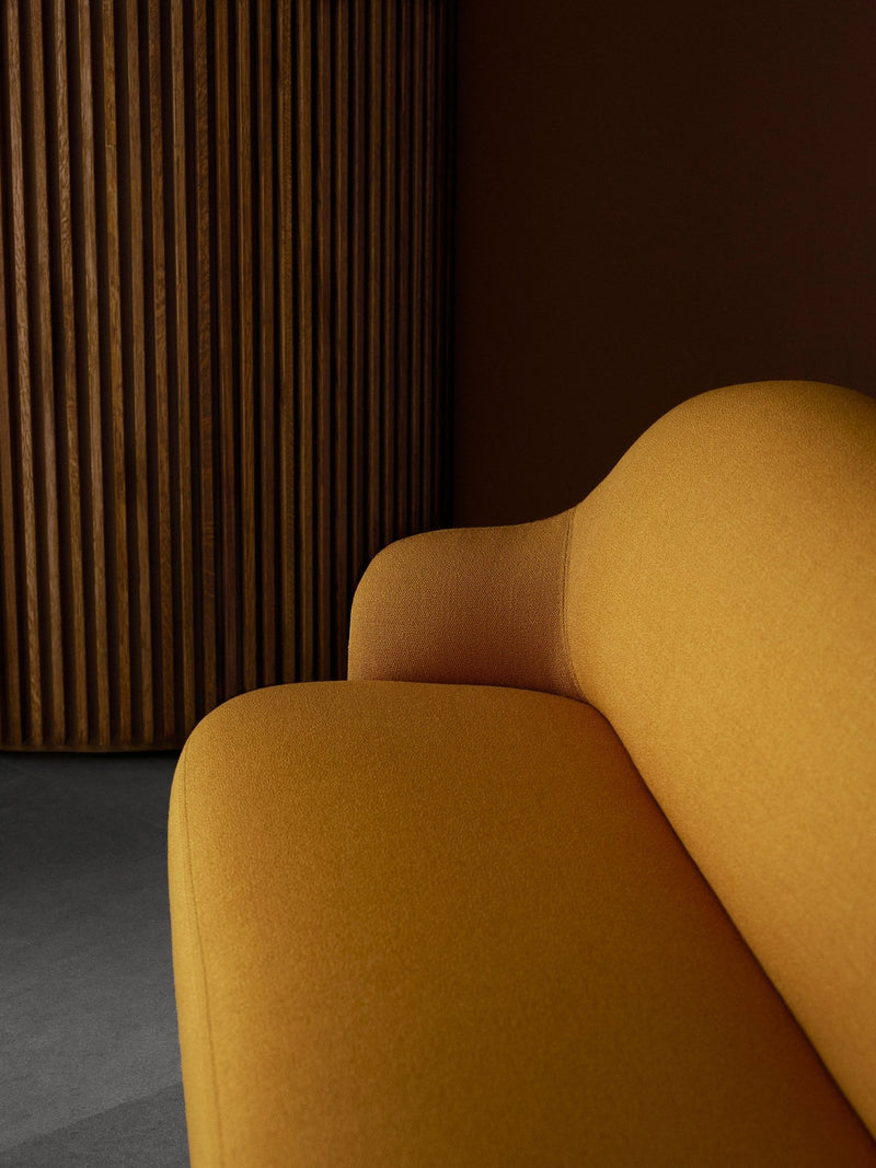 Barba Club Sofa - Fogia - Sofas - Barnum - Pine - HORNE