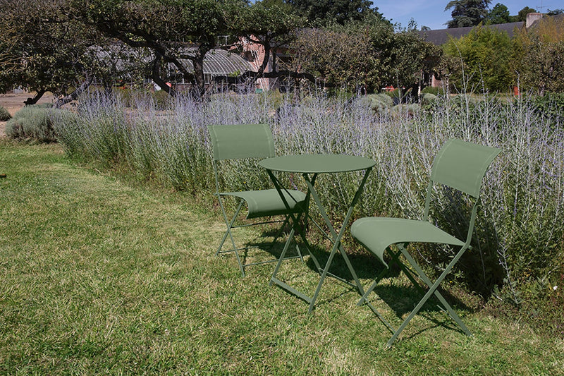 Bistro Round Folding Table - 24