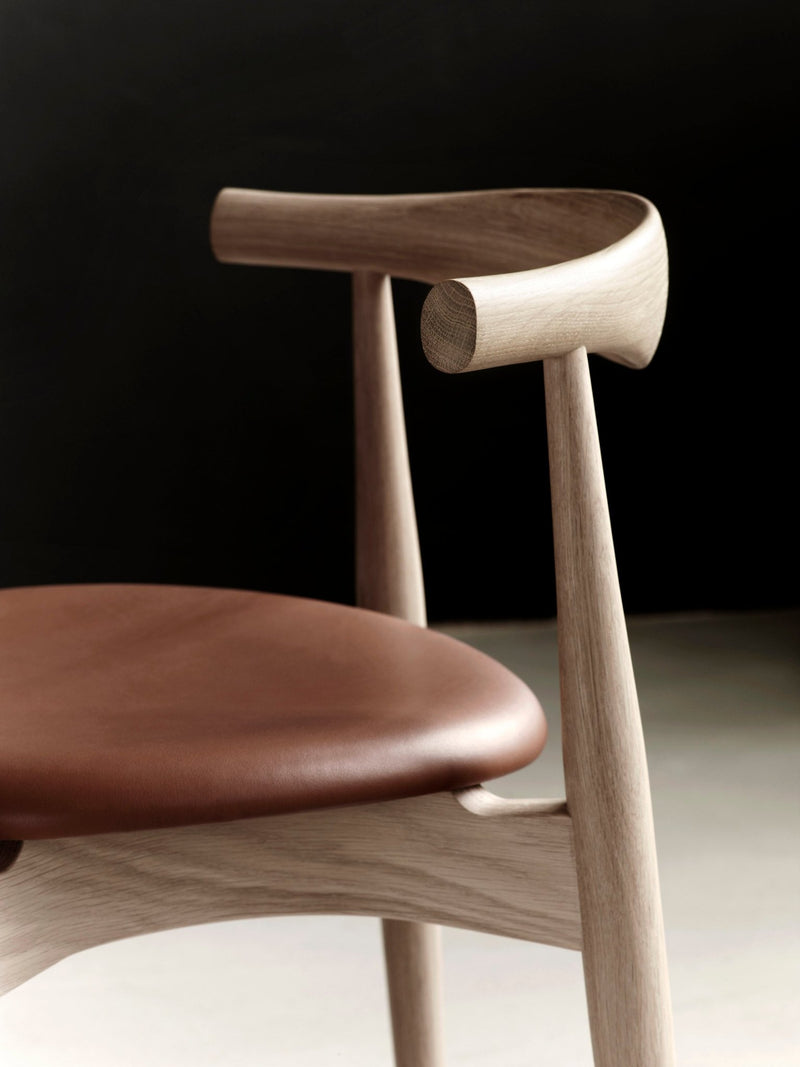 CH20 Elbow Chair - Carl Hansen & Son - Chairs - Soaped Beech - Fabric - Gabriel Mood - 04104 - HORNE