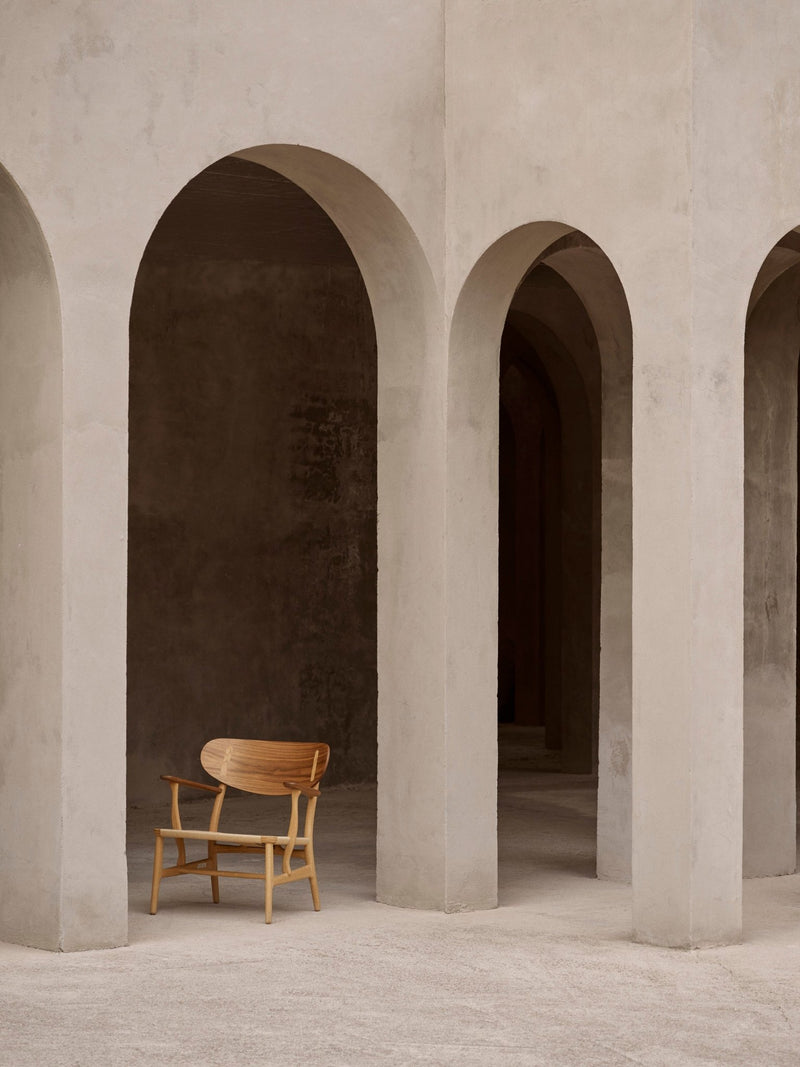 CH22 Lounge Chair - Natural Paper Cord - Carl Hansen & Son - Chairs - Oiled Oak - HORNE