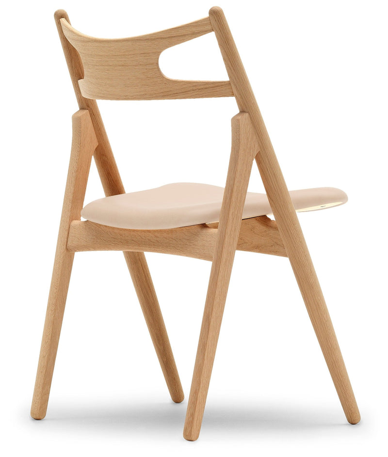 CH29P Sawbuck Chair - Carl Hansen & Son - Chairs - Soaped Oak/Thor 301 Leather - HORNE