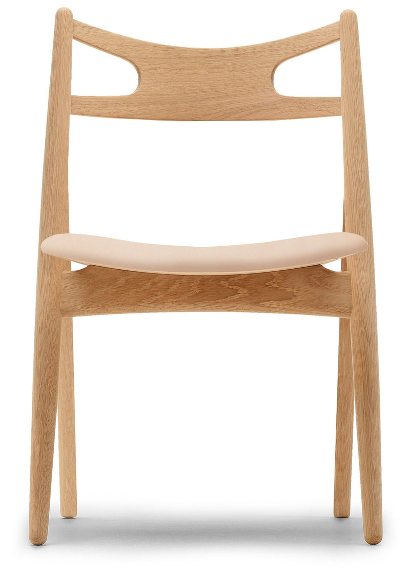 CH29P Sawbuck Chair - Carl Hansen & Son - Chairs - Soaped Oak/Thor 301 Leather - HORNE
