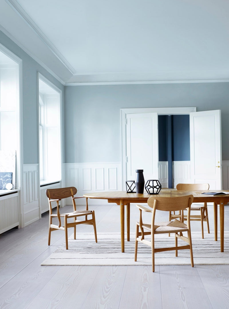 CH339 Round Table - Carl Hansen & Son - Tables - Soaped Oak - HORNE