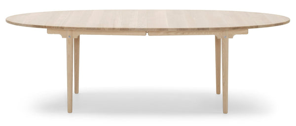 CH339 Round Table - Carl Hansen & Son - Tables - Soaped Oak - HORNE