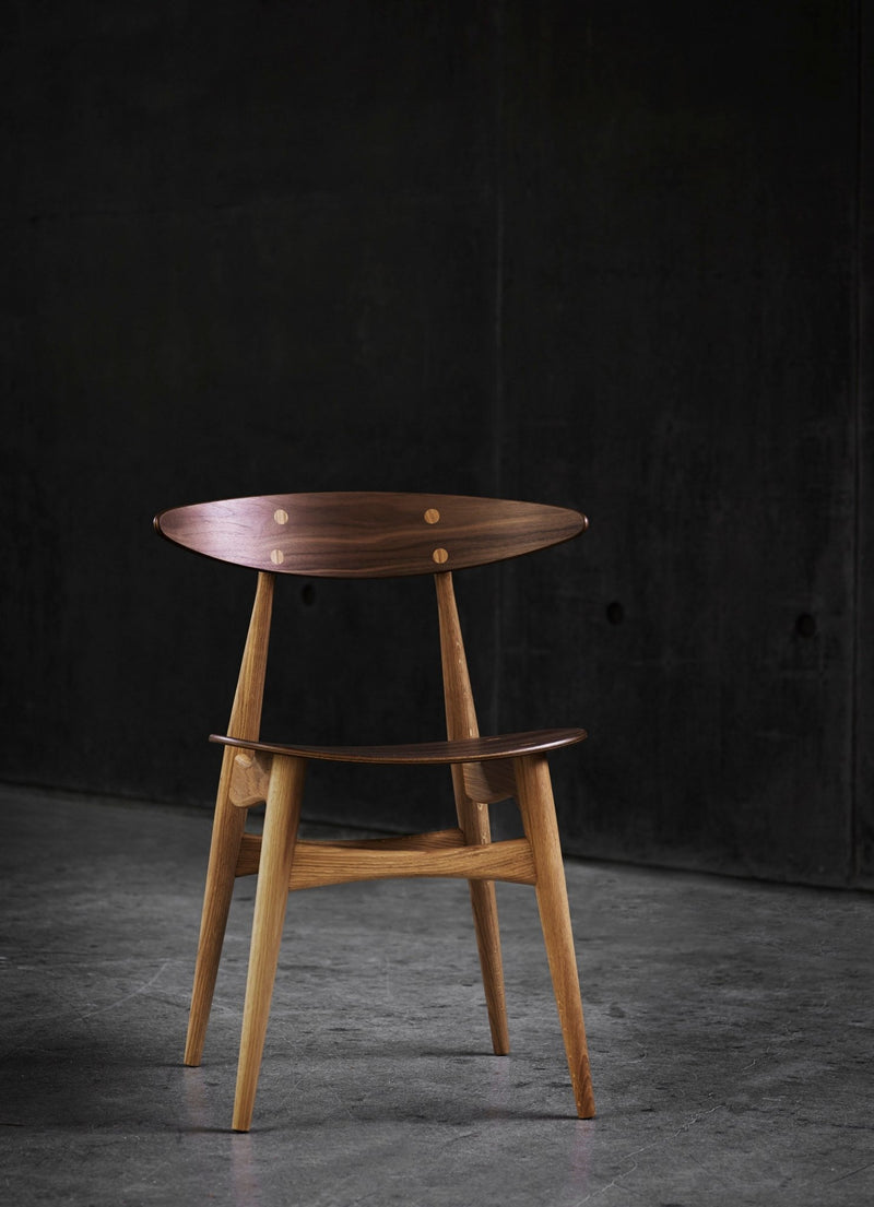 CH33T Dining Chair - Carl Hansen & Son - Chairs - Oiled Oak/Walnut - HORNE
