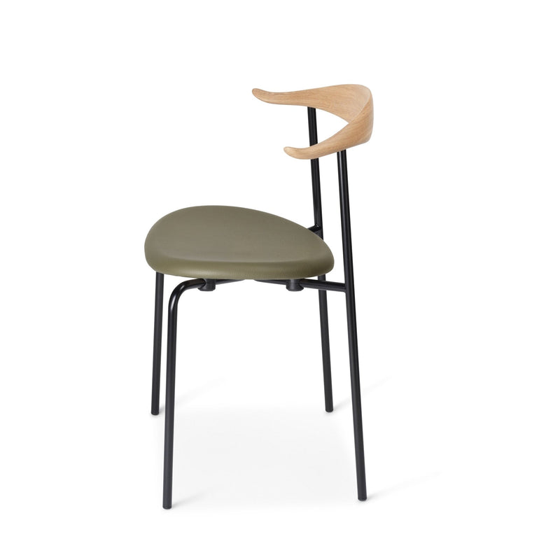 CH88P Dining Chair - Carl Hansen & Son - Chairs - Oiled Oak/Loke 7240/Black - HORNE