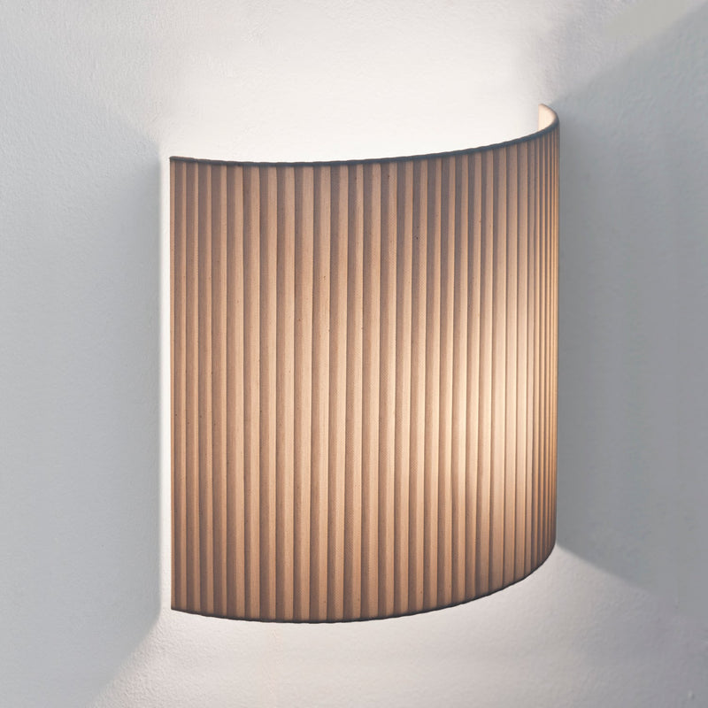 Comodin Sconce