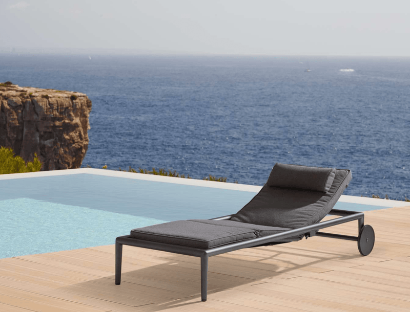 Conic Sunbed With Gas Spring - Cane Line - Outdoor Furniture - Grey - HORNE