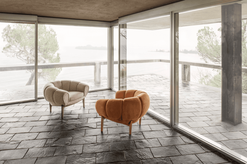 Croissant Lounge Chair - Gubi - Chairs - Solid Oiled Oak - Hallingdal 65 - 0173 - HORNE