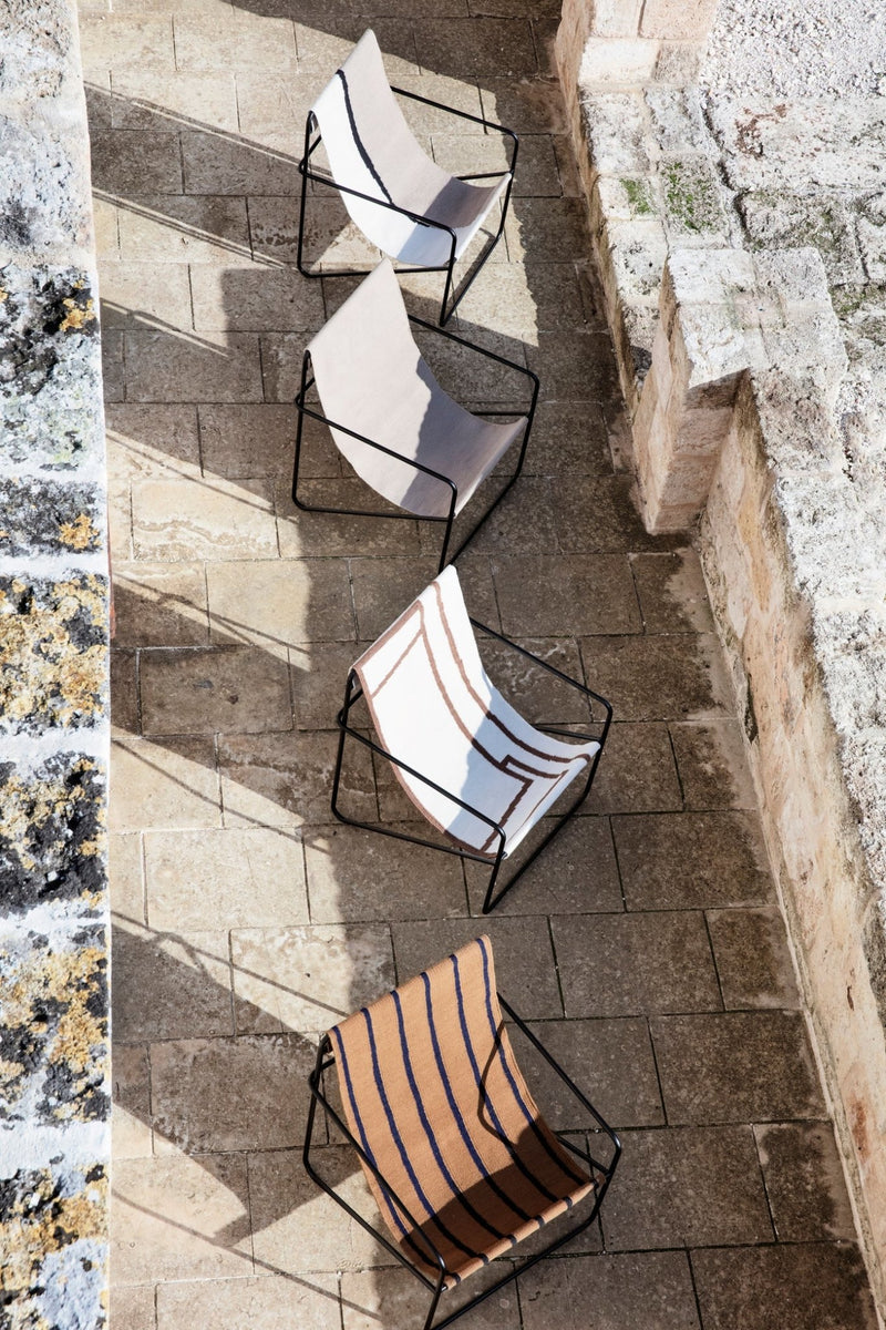 Swatch, Chair 1: Soil