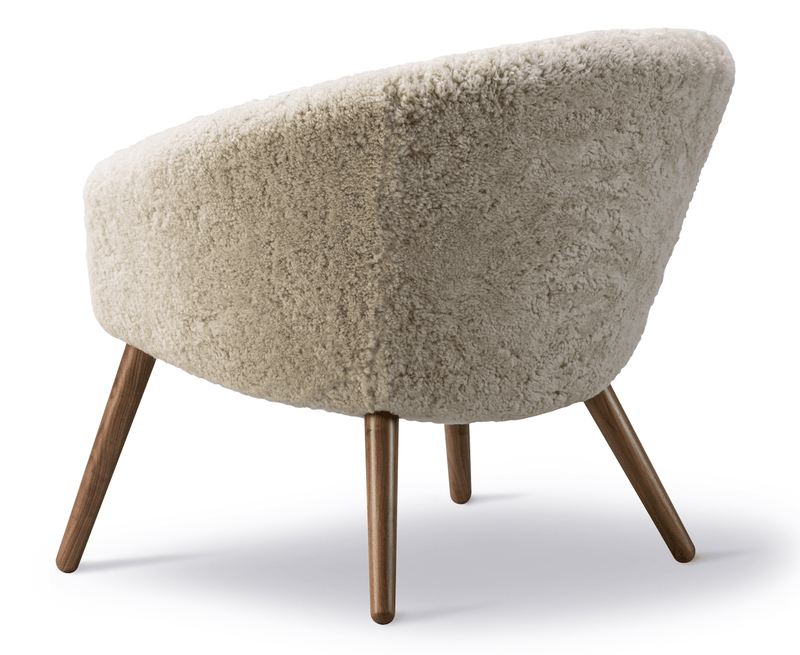 Ditzel Lounge Chair - Lacquered Walnut - Fredericia - Chairs - Moonlight Sheepskin - HORNE