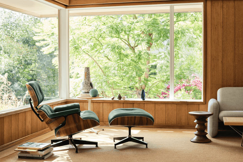 Eames® Lounge Chair and Ottoman - Leather - Herman Miller® - Chairs - Classic - Oiled Walnut - Prone Obsidian - HORNE