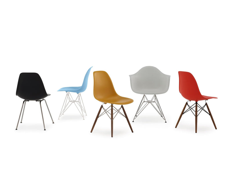 Eames® Molded Plastic Armchair – Wire Base - Herman Miller® - Chairs - White - Standard Glide - Black - HORNE