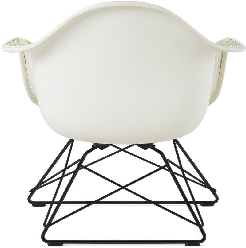 Eames® Wire Base Low Armchair – Fiberglass - Herman Miller® - Chairs - White - Parchment - HORNE