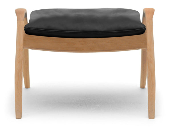 FH430 Signature Foot Stool - Carl Hansen & Son - Stools + Benches + Ottomans - Oiled Oak/Sif 98 Leather - HORNE