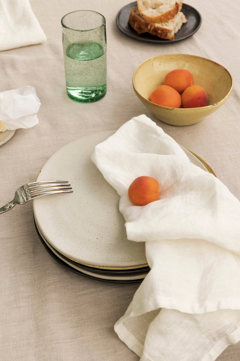 Flow Plate - Large - Ferm Living - Dinnerware - Black - HORNE