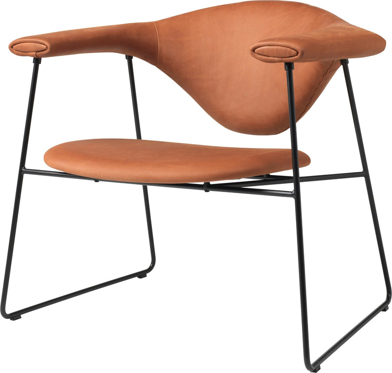 Masculo Lounge Chair Upholstered - Sled Base - Gubi - Chairs - Black Matte - Gabriel Tempt - 60152 - HORNE