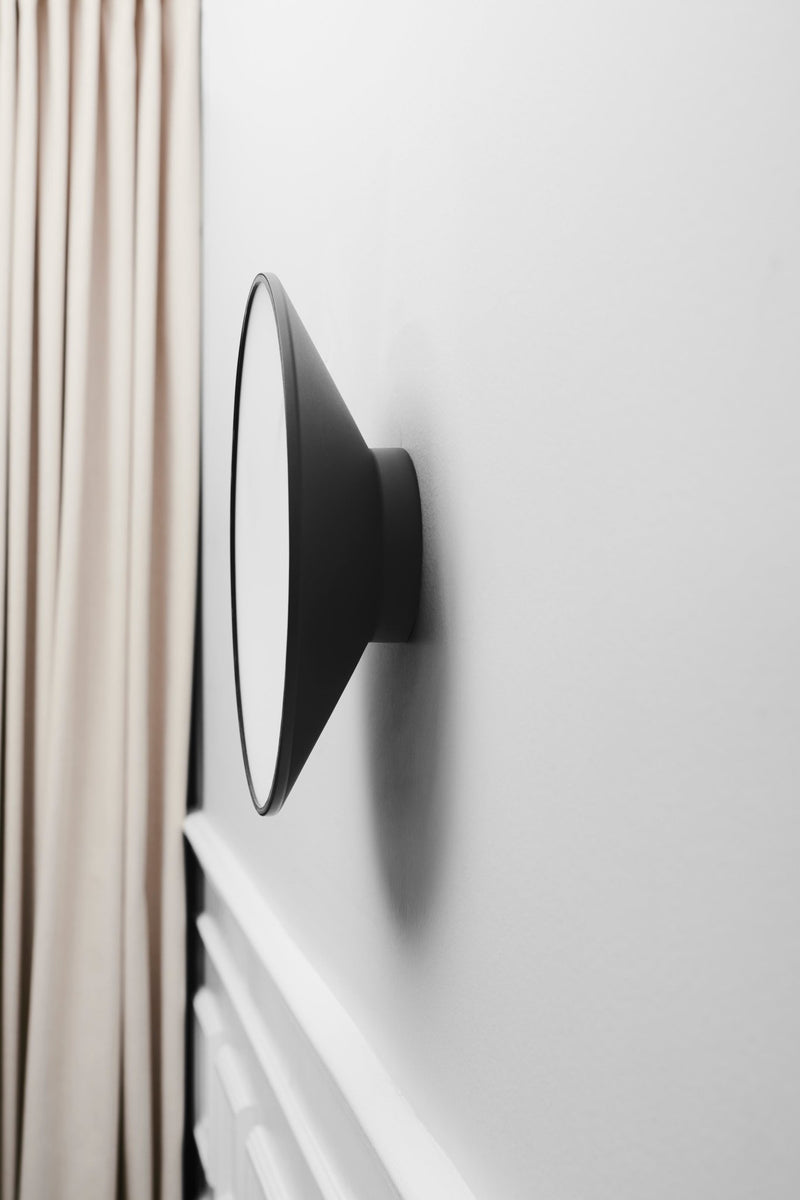 Momentt Wall Clock - Gejst - Clocks - Black - HORNE