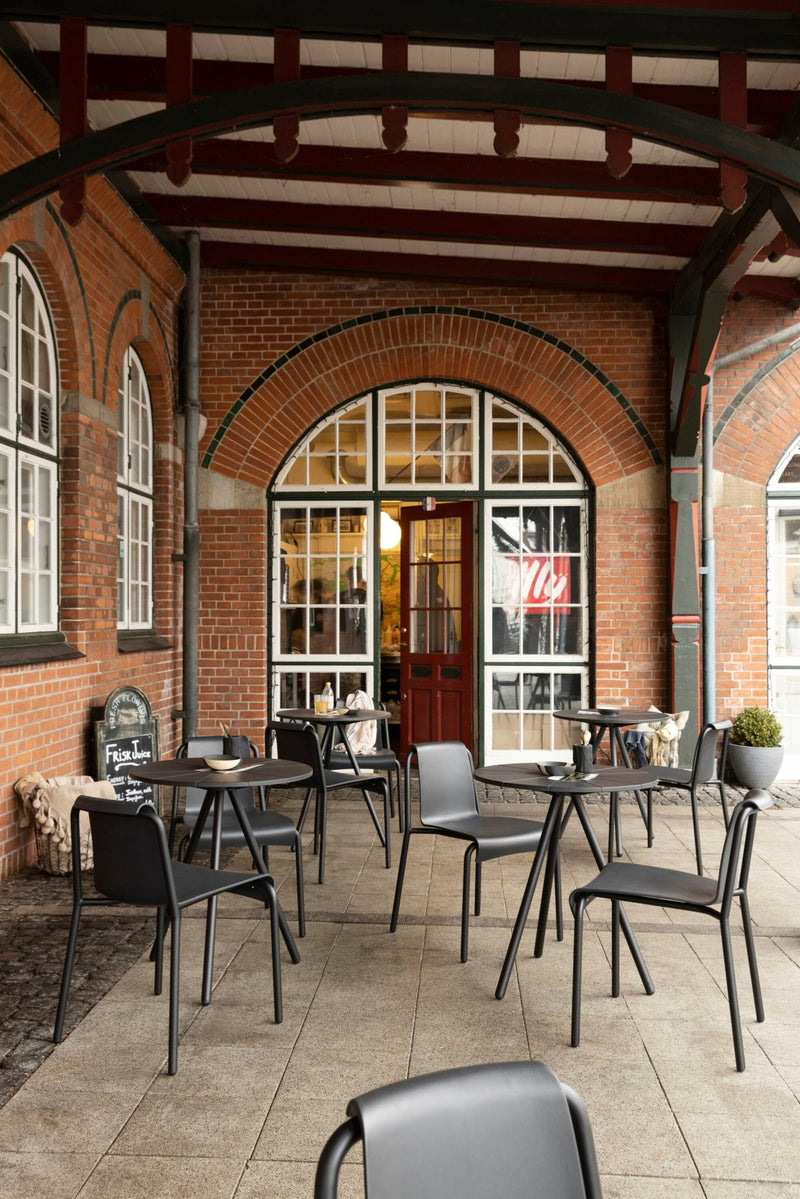 NAMI Outdoor Dining Chair - No Armrests - HOUE - Outdoor Furniture - Black - HORNE