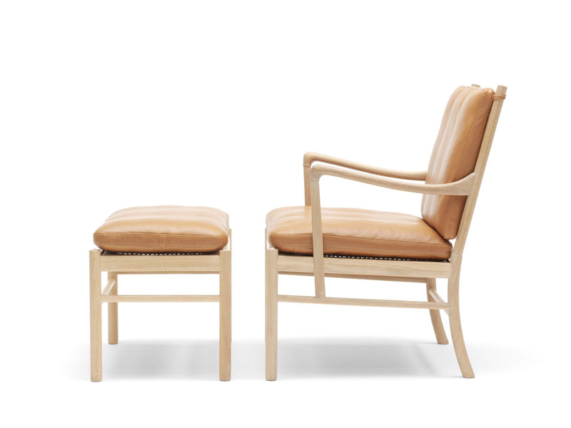 OW149F Colonial Foot Stool - Carl Hansen & Son - Stools + Benches + Ottomans - Soaped Oak/Thor 307 - HORNE