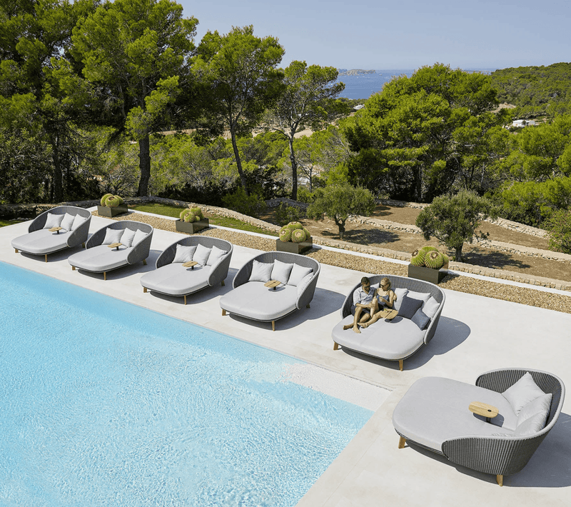 Peacock Daybed - Cane Line - Outdoor Furniture - No Parasol - HORNE