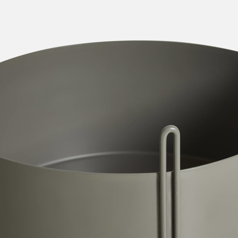 Pidestall Elevated Steel Planter 