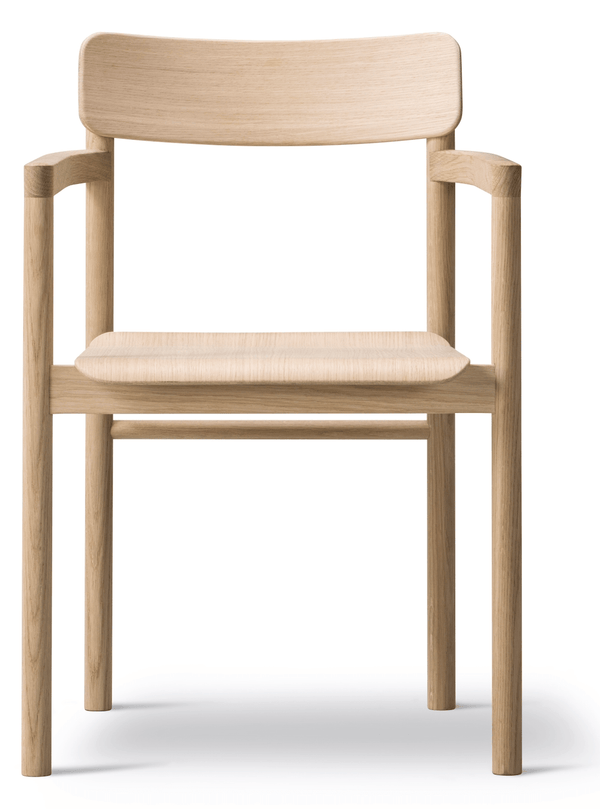 Post Chair - Fredericia - Chairs - Oak Lacquered - HORNE
